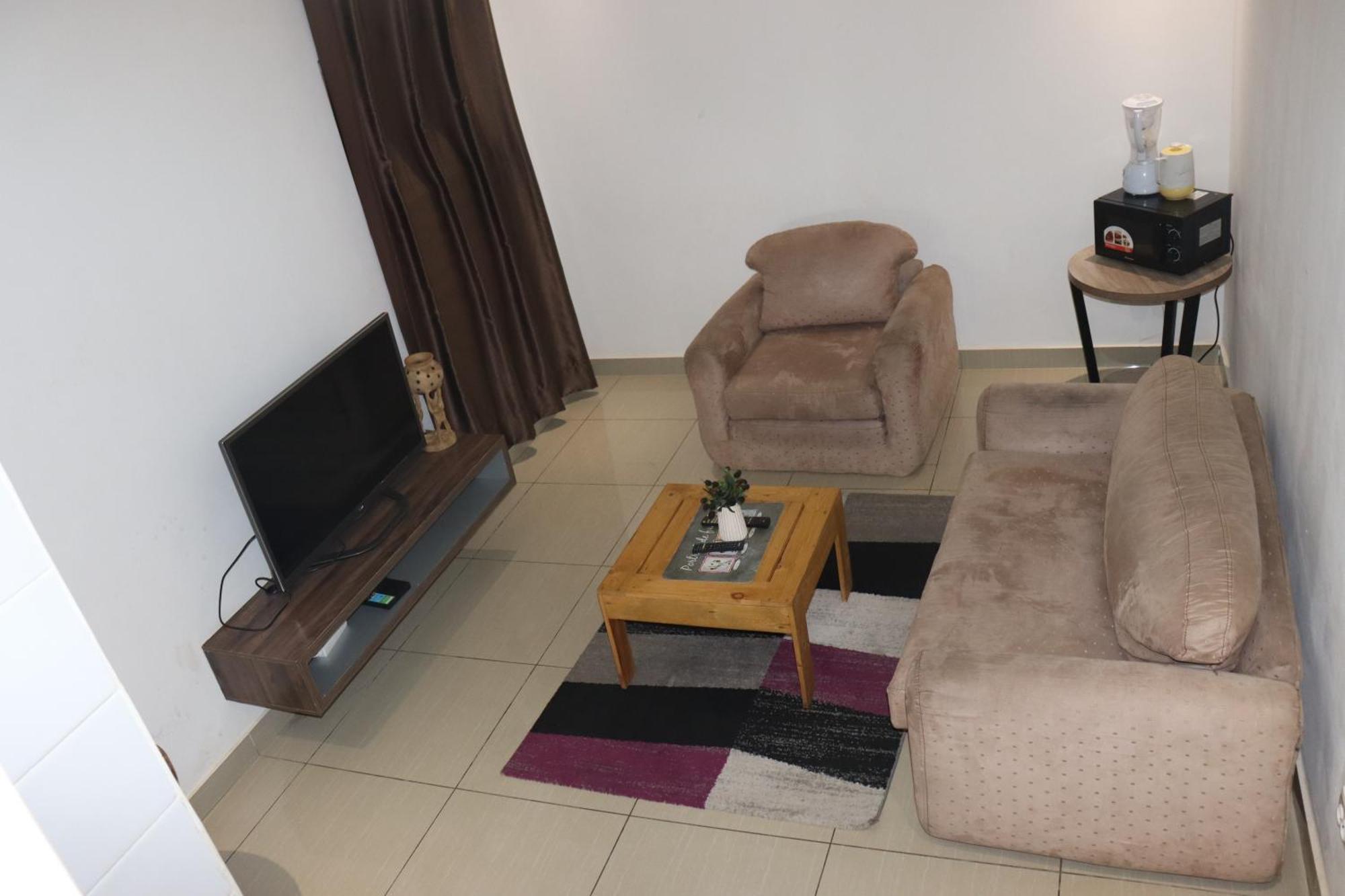 Appartement IMOLEASE HUBERT Sainte Rita à Cotonou Extérieur photo
