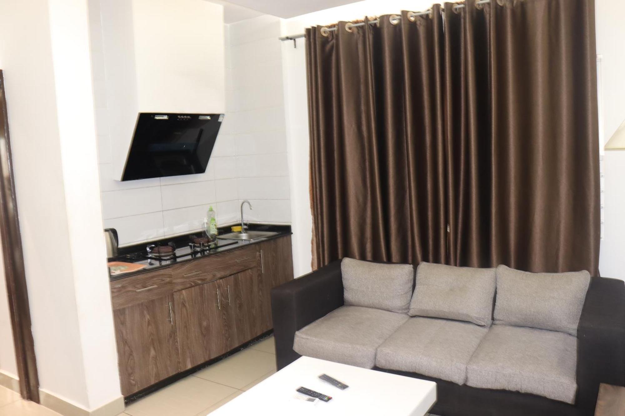 Appartement IMOLEASE HUBERT Sainte Rita à Cotonou Extérieur photo