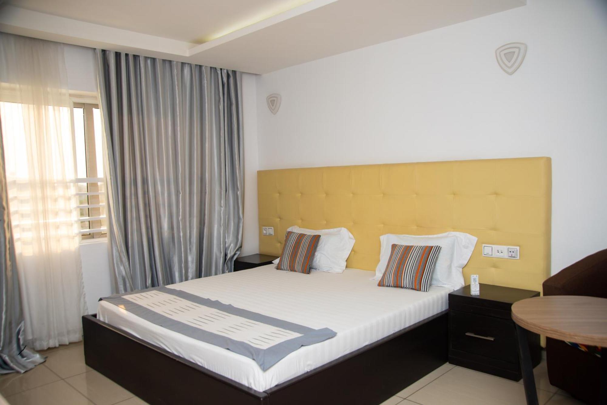 Appartement IMOLEASE HUBERT Sainte Rita à Cotonou Extérieur photo