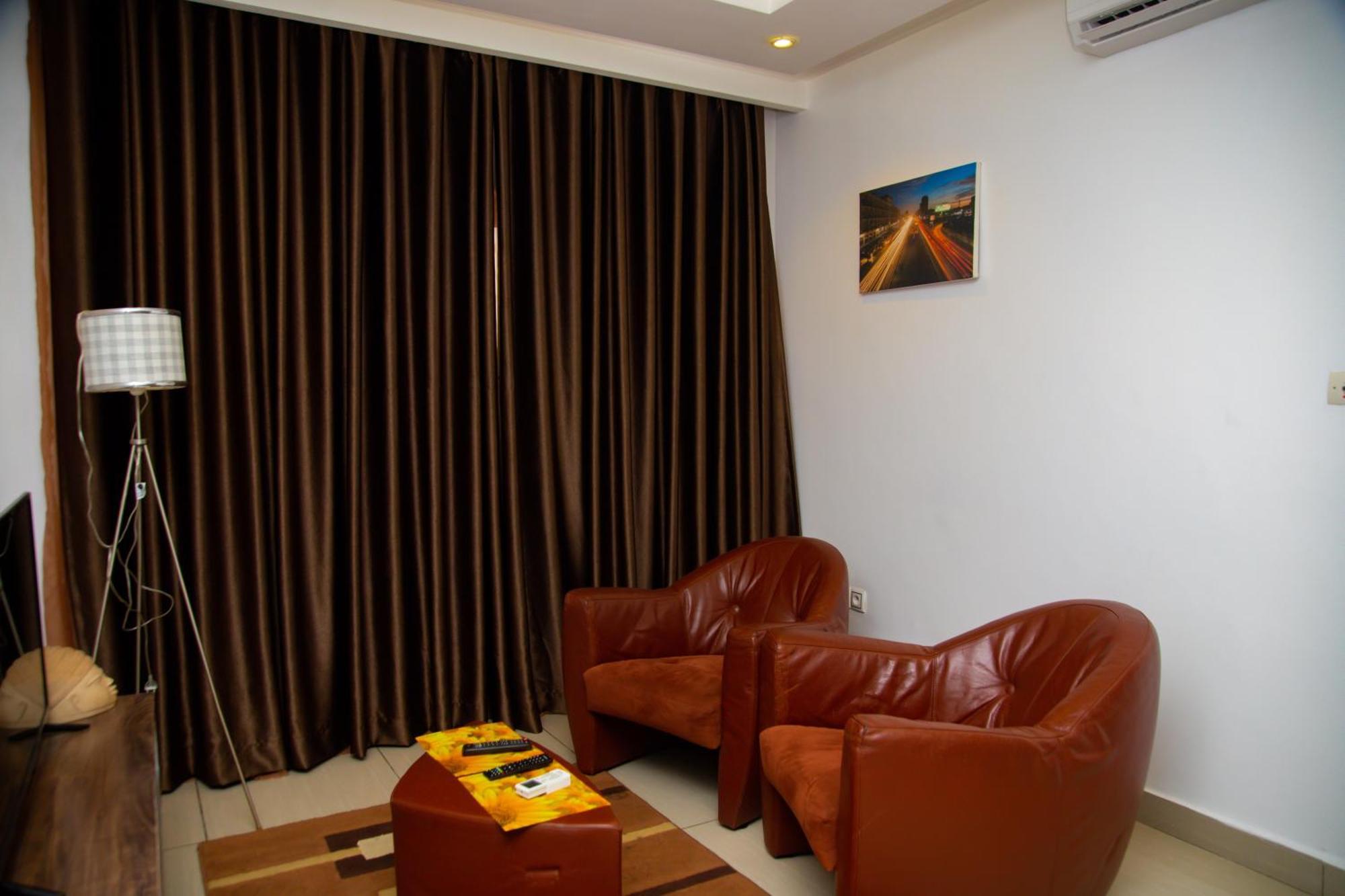 Appartement IMOLEASE HUBERT Sainte Rita à Cotonou Extérieur photo